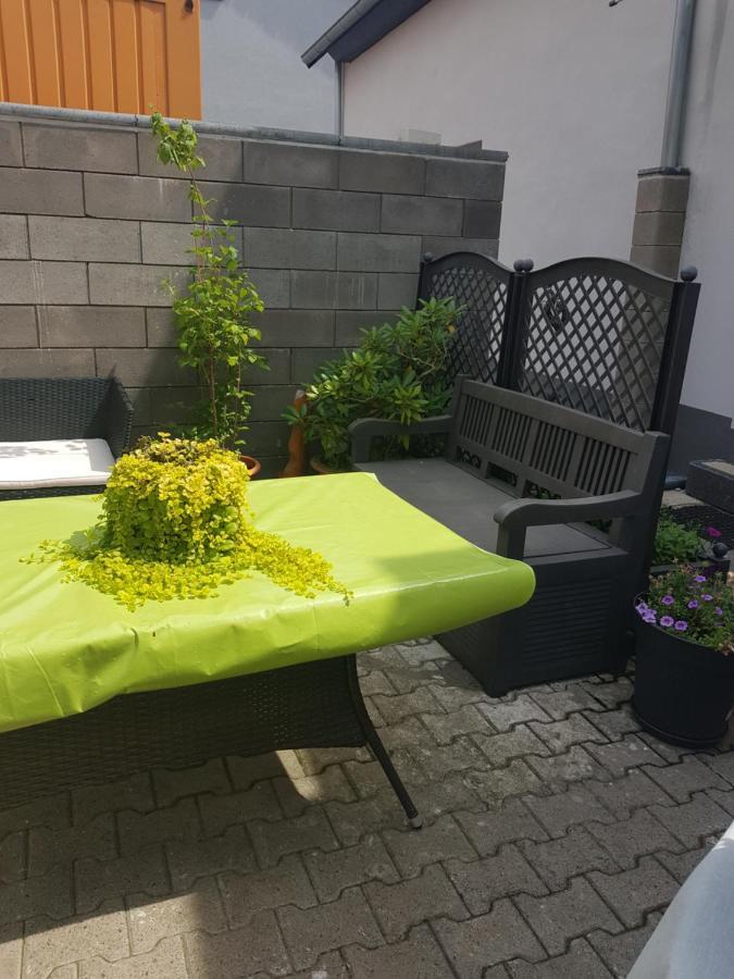 Gastehaus Nickolai Apartment Flomborn Exterior foto